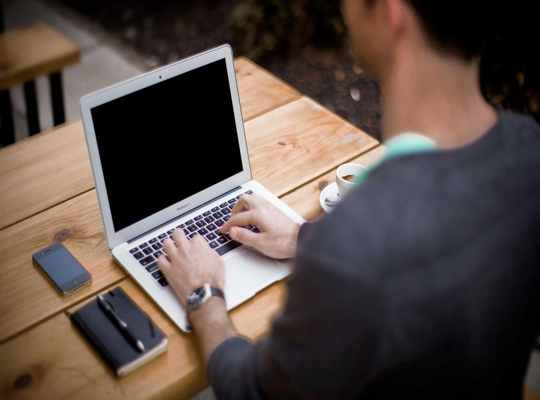 The Clean-Up Crew: A Stress-Free Guide to Wiping Down